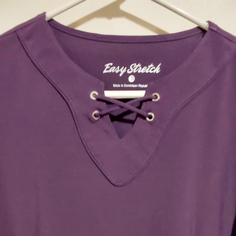 🌺 NEW Easy Stretch Long Sleeved Scrub Top - Picture 2 of 8